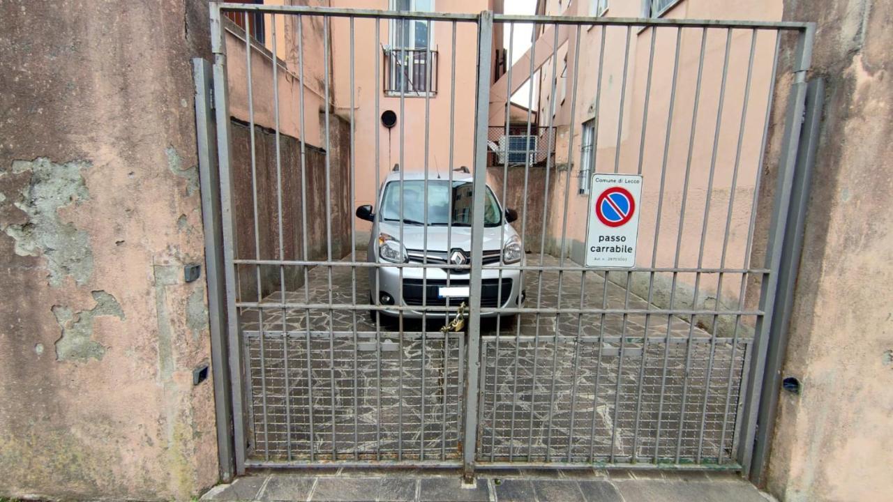 Elegante Alloggio Zona Storica Lecco Exterior foto